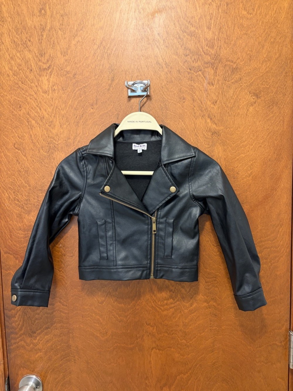 Blueberi boulevard Black Faux Leather Moto Jacket with Gold Hardware size 7girl